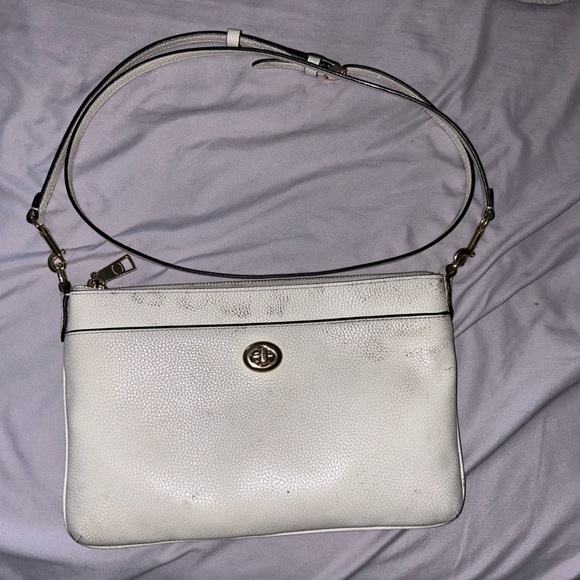 Coach Handbags - Used coach crossbody